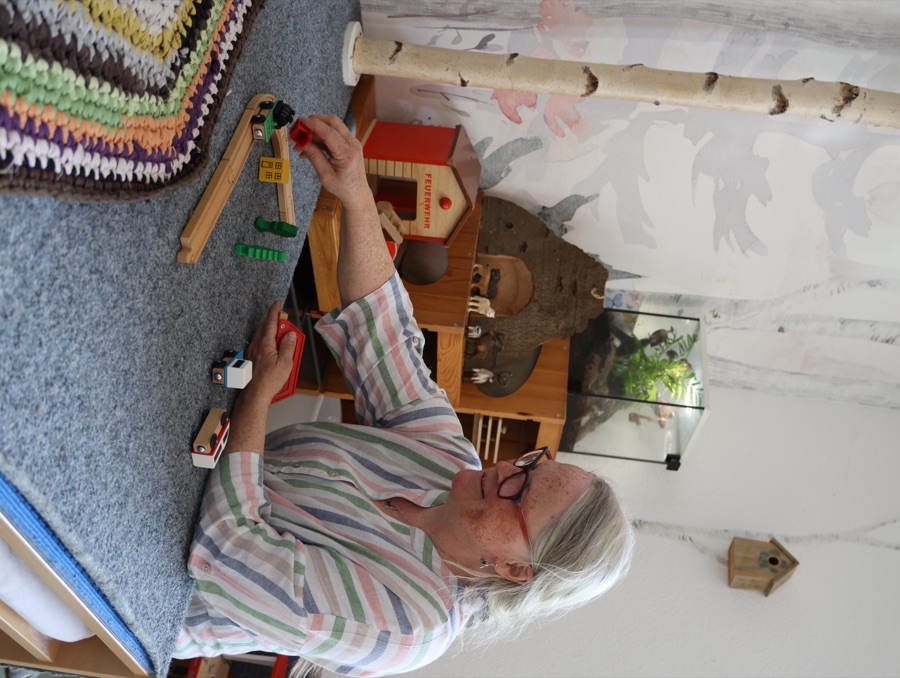 Stephanie beim gemeinsamen Spielen
